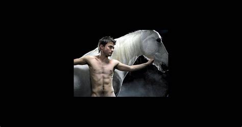 Daniel Radcliffe dans la pièce Equus - Purepeople
