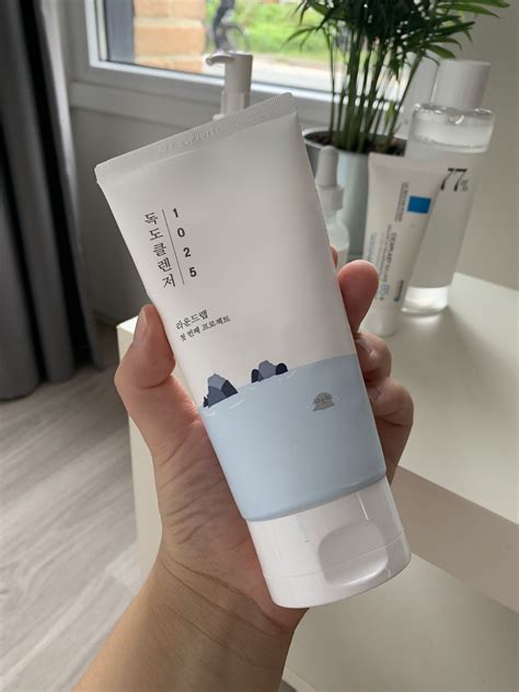 1025 Dokdo Cleanser | Skincare, Basic skin care routine, Skin care ...