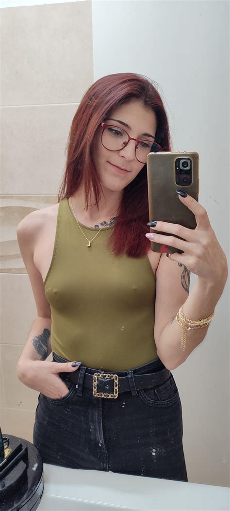 78 best u/lipinini77 images on Pholder | Selfie, Amihot and Prettyaltgirls