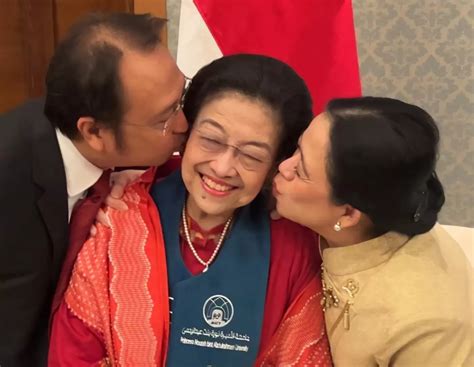 megawati raih doktor kehormatan  universitas perempuan terbesar