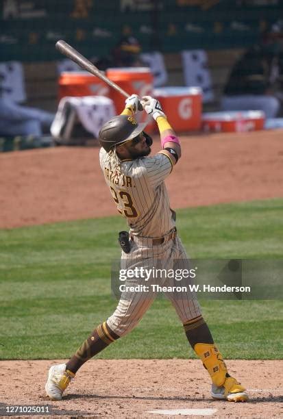 Homerun Swing Photos and Premium High Res Pictures - Getty Images