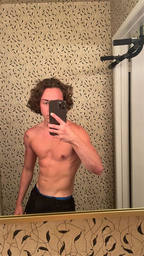 Picture of Ethan Cutkosky in General Pictures - ethan-cutkosky