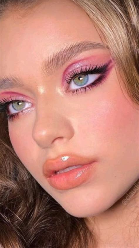 baddie makeup  eye makeup makeup inspiration colorful makeup