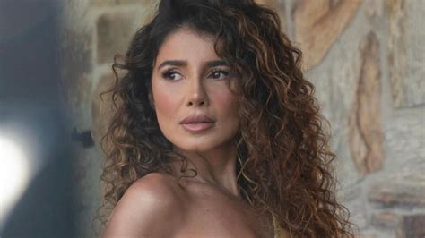 Paula Fernandes Nua E Pelada