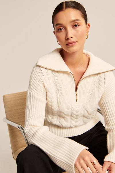 28 Cable Knit Sweaters We Want to Live In | The Everygirl