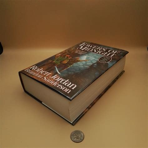 Towers of Midnight: Book Thirteen of The Wheel of Time by Jordan