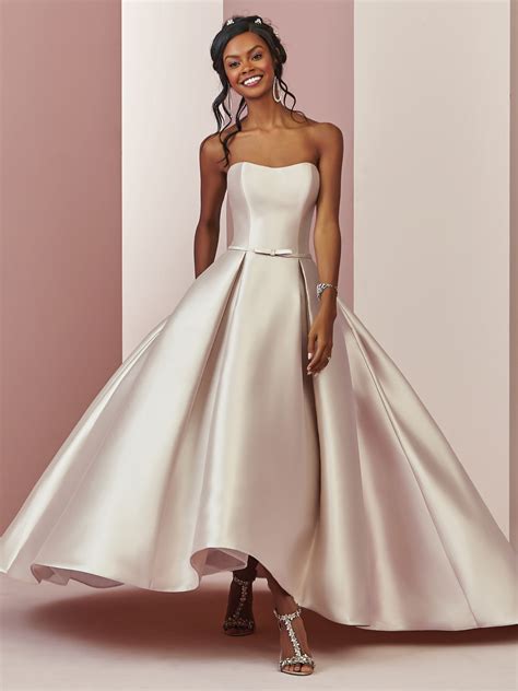 Wedding Dress Alternatives | Wedding Dress Guest