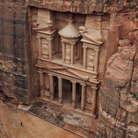 Essential Safari Jordan Travel Guide and Destination Highlights