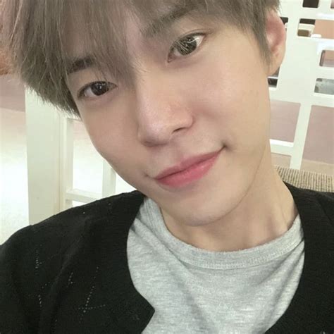 pin oleh  nct nct gambar pacar gambar lucu