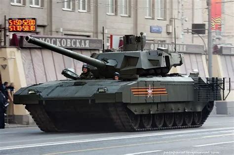 Maker of Russia's Deadliest Tanks to Offer Tours of Its Mysterious Factory