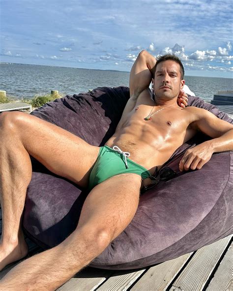 James Adam Jacobson (@jamesjacobs0n) • Threads, Say more