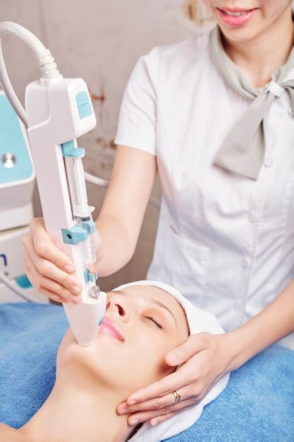 premium photo making mesotherapy injections