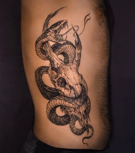 215+ King Cobra Tattoo Ideas (2024) | Tatuagem, Tatuagem de cobra, Tatuagem braço