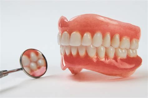 Benefits of a Complete Set of Dentures | Basking Ridge Dental Blog