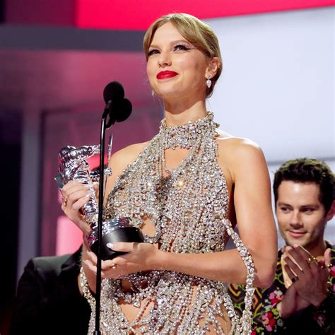 Taylor Swift Grammys 2014 All Too Well All Too Well Wikipedia