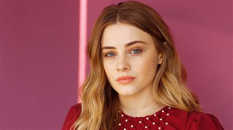 Josephine Langford 001 - Tapety na Pulpit