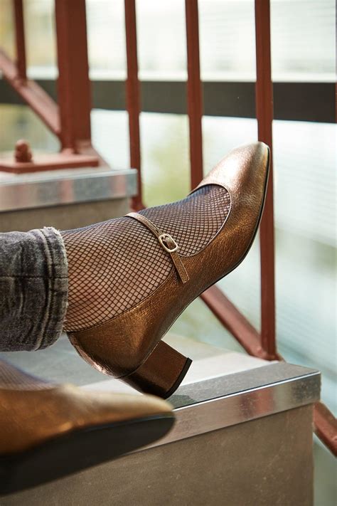 Paris Bronze Mary-Jane – MADE THE EDIT