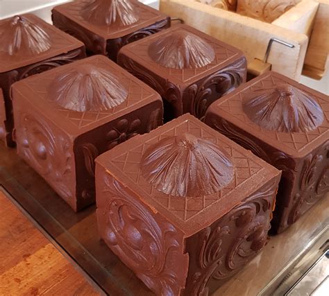 Brunost - Ostelandet Norge - ostetyper - ostelandet.no - et nettsted ...