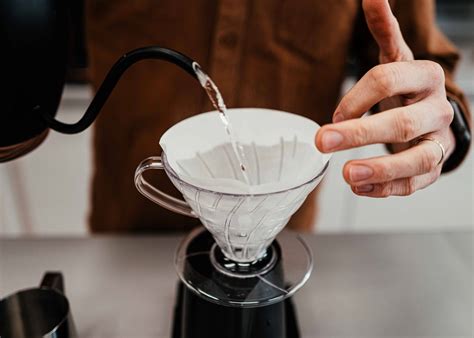 V60 Brewing Guide – Artisan Roast Coffee Roasters