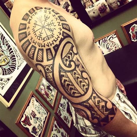 tatouage tribal viking | Projets à essayer | Tatouage, Tatouage viking ...