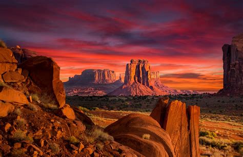 Spectacular Sunrise in Monument Valley | CSV FVG