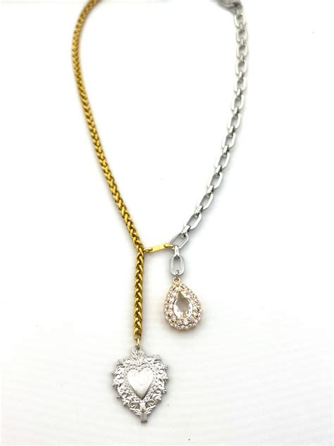 COURTNEY HEART NECKLACE 303-45 – GINA CARMEN