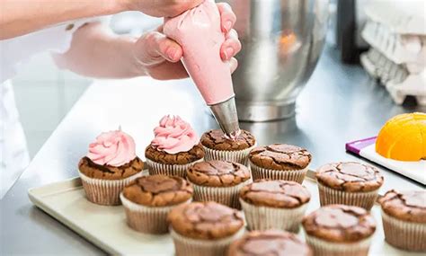 CÓMO LA REPOSTERÍA PUEDE MEJORAR TU ESTADO DE ÁNIMO | Vainilla Molina