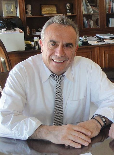Γιάννης Τσαβαρής official