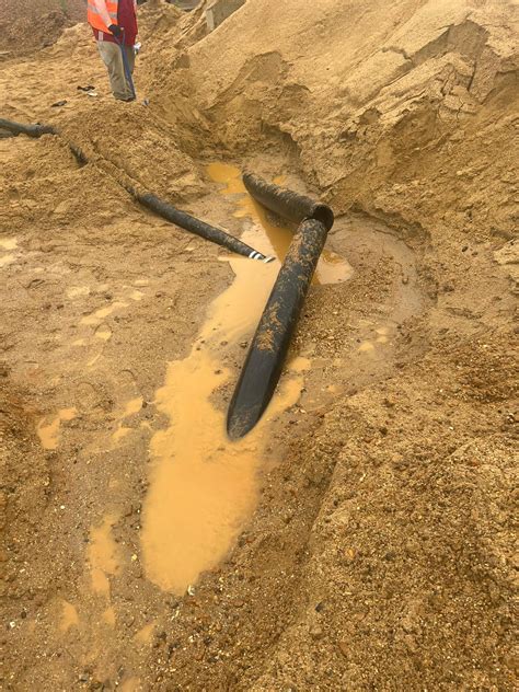 Pipe Repairs: Fresh Water HDPE Pipe | Mechanical Services | Kent