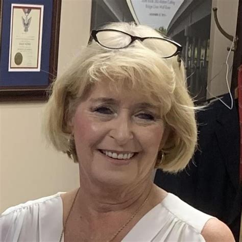 Obituary, Visitation & Funeral Information | Mary Jo Chumley Ray