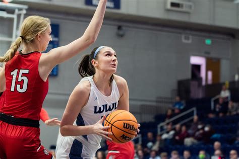 Western star makes Bellingham home, racks up awards | Cascadia Daily News