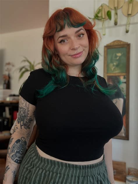 Mari Sappho (@mari.sappho) • Instagram photos and videos