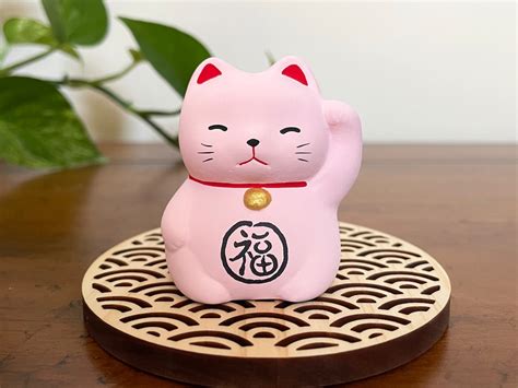 Pink Japanese Lucky Cat Statue, Maneki Neko for Love and Happiness ...