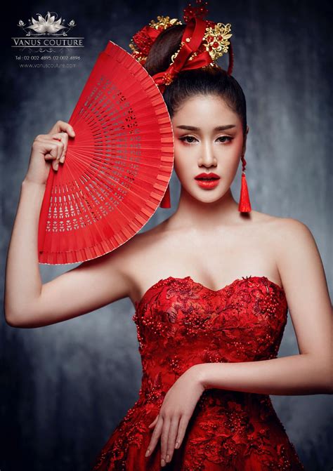 Gorgeous Chinese Bride | Chinese bride, Vogue photoshoot, Fashion