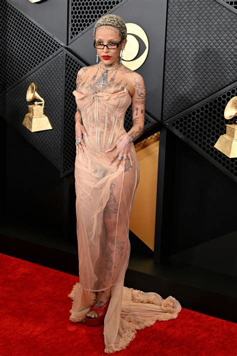 Questionable fashion choices dominate the 2024 Grammy Awards red carpet