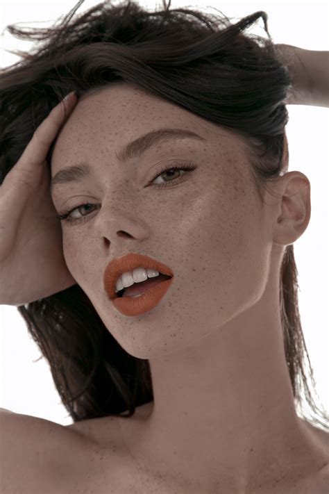 Portraits of Daria :: Behance