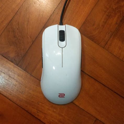 Zowie FK2 - WHITE LIMITED EDITION Gaming Mouse, Computers & Tech, Parts ...