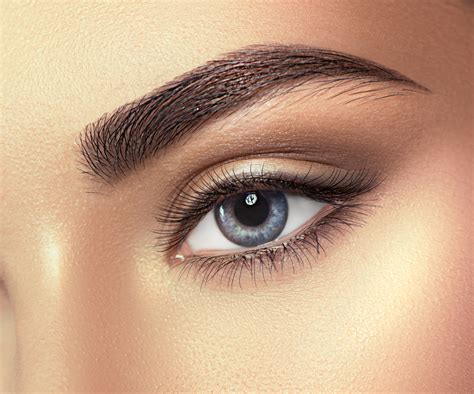 Perfectly arched eyebrows from eyebrow threading Singapore - Rupini’s ...