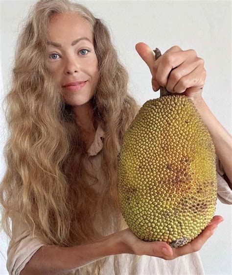 Жанна Самсонова: биография, фото, личная жизнь