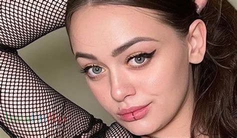Kira Clark - Bio, Age, Height, Wiki, ? | Models Biography