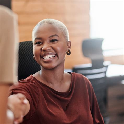 15+ Strategic Interview Questions to Ask Candidates