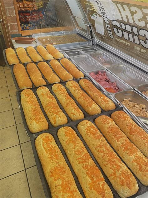 R subway stops are skipping several stations for construction tonight 4