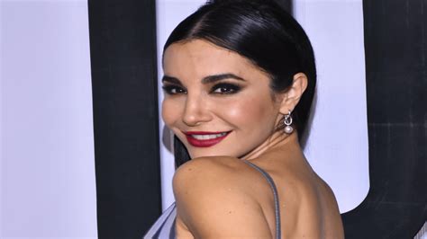 Martha Higareda muestra su embarazo con tierna fotografía