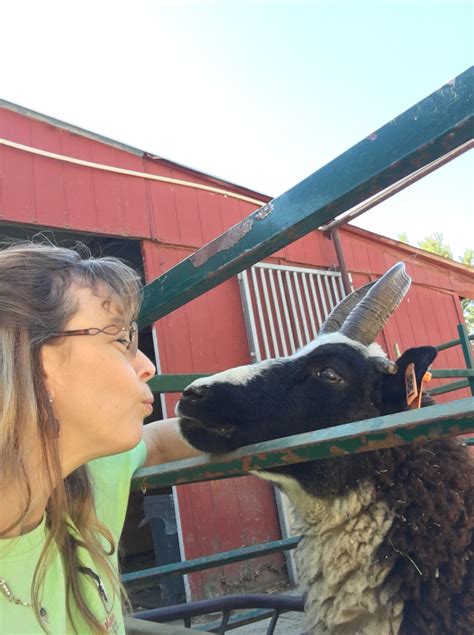 About Cottontail Farms | Cottontail Farms