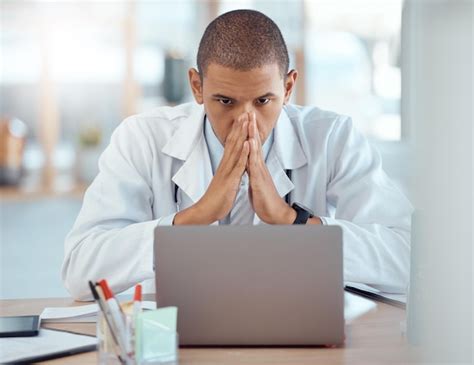 Page 12 | Sick Computer Images - Free Download on Freepik