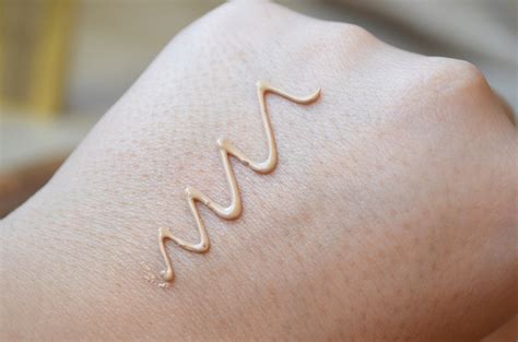 Eveline Magical Perfection Concealer в оттенке 02 medium - дешево и ...