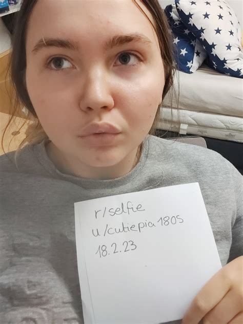 verification 😊 18, f : r/selfie
