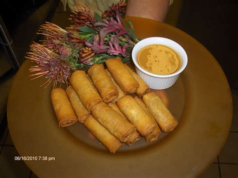 Hot Passed Hors D'Oeuvres: Egg rolls | Pretty food, Food, Unique recipes