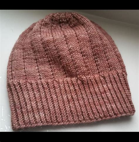 20 Free & Easy Knit Hat Patterns