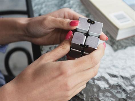 Fidget Cube | MediaCom